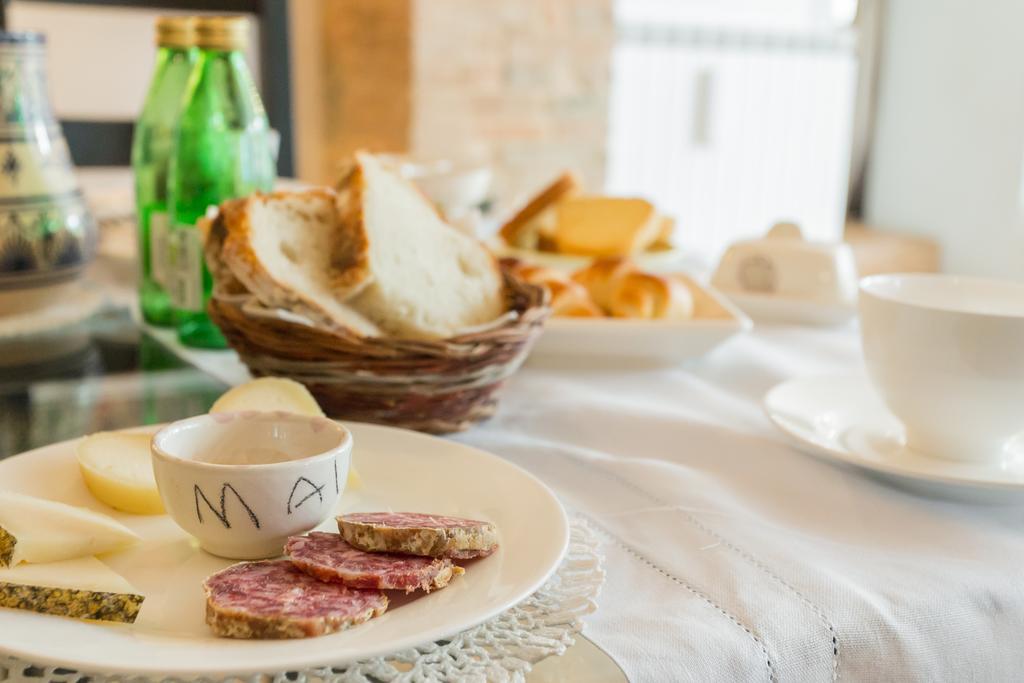 Podere Orto Wine Country House Trevinano Buitenkant foto
